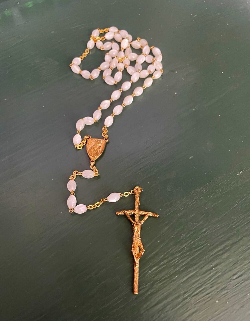 Vtg Christian ROSARY White Plastic Bead Crucifix Cross Gold Tone Mother Mary